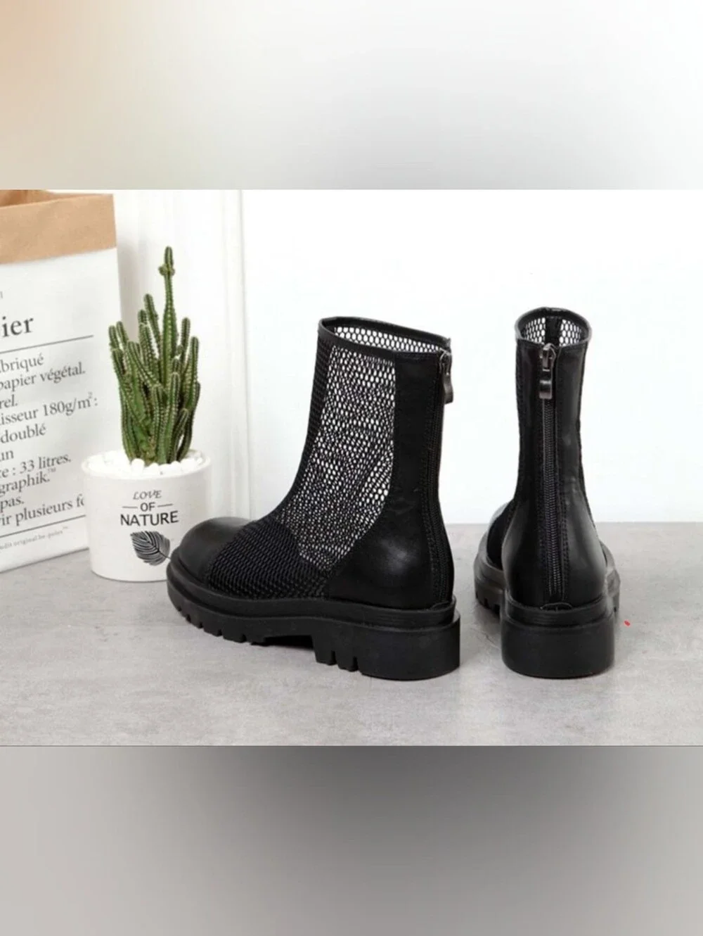 N/A versatile black